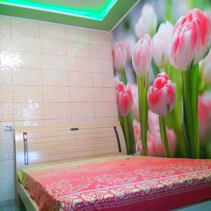 Апартаменты Стадион Металист Tulips Kharkiv Exterior photo